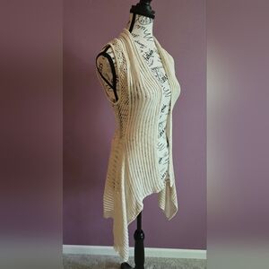 NWT Mudd Beige belted Vest S Festival